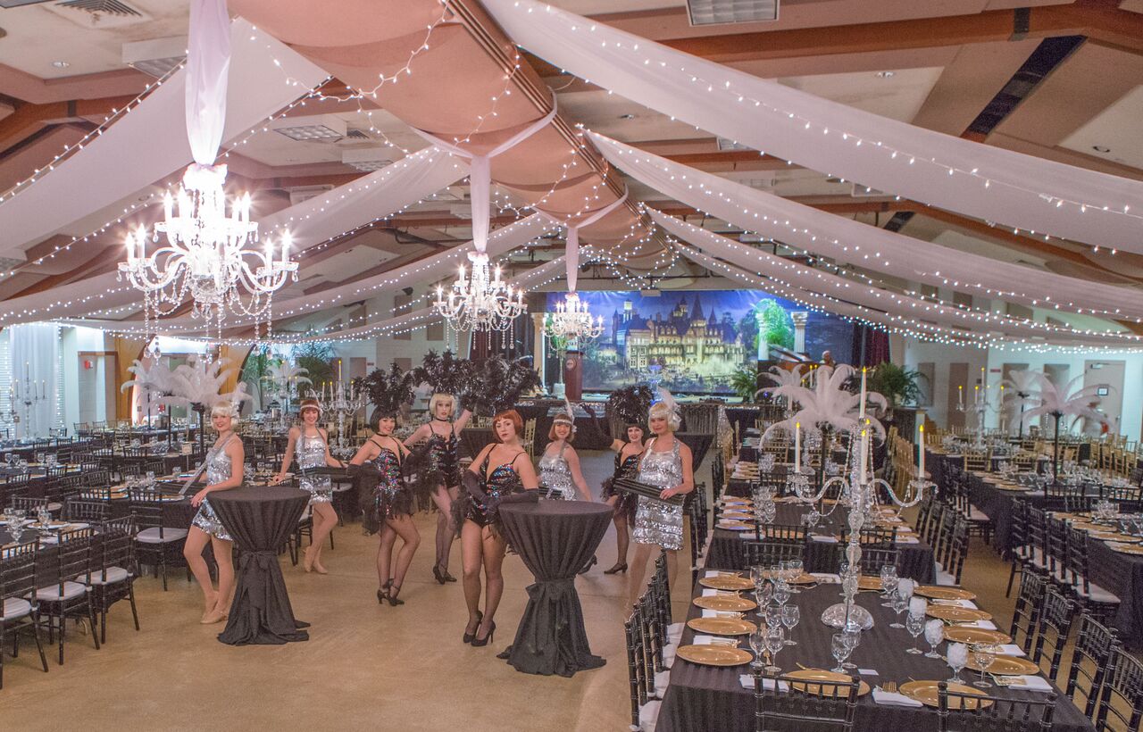 Caption A Gatsby Gala is ready to begin. Photo credit A Day in a Life